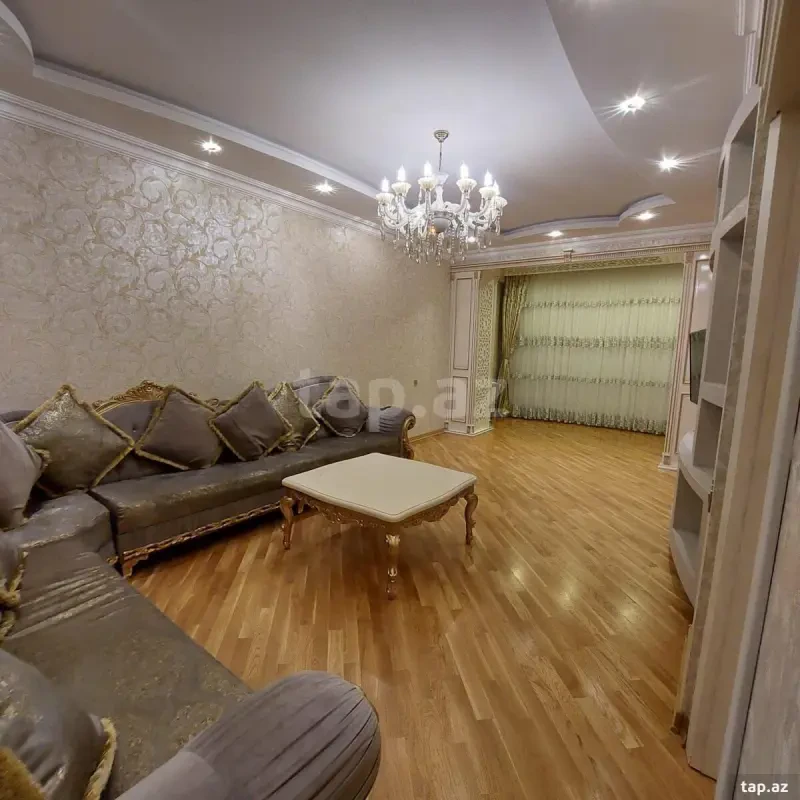 Kirayə verilir 3 otaqlı yeni tikili 100 m²