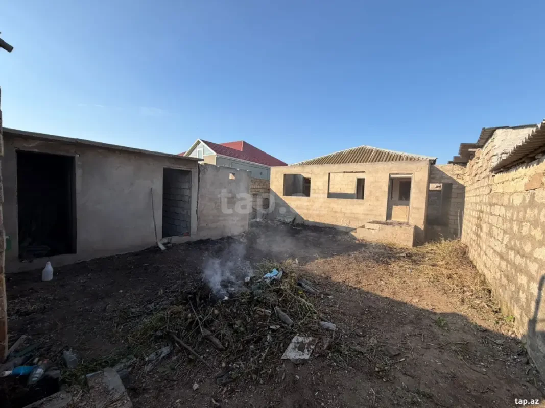 Satılır 2 otaqlı həyət evi 60 m²