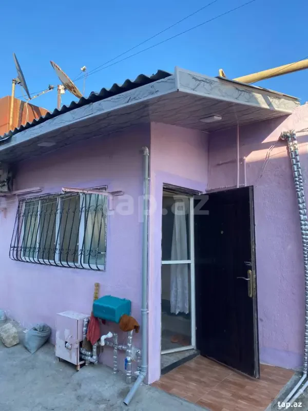 Satılır 2 otaqlı həyət evi 27 m²