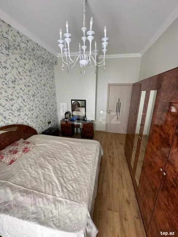 Kirayə verilir 2 otaqlı yeni tikili 65 m²