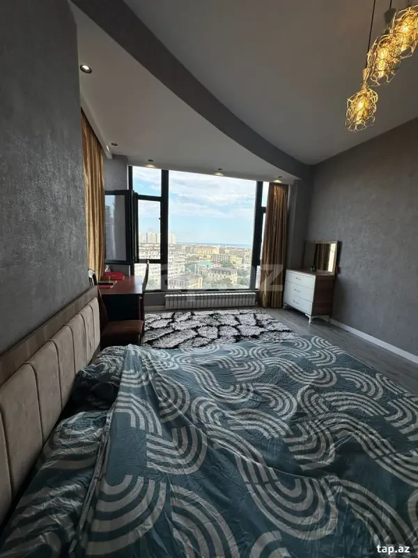 Kirayə verilir 3 otaqlı mənzil 110 m²