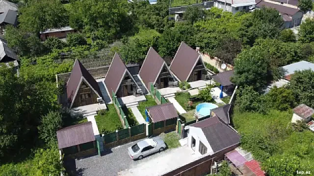Kirayə verilir 2 otaqlı həyət evi 200 m² — Qax 2 otaq 200.00 m²