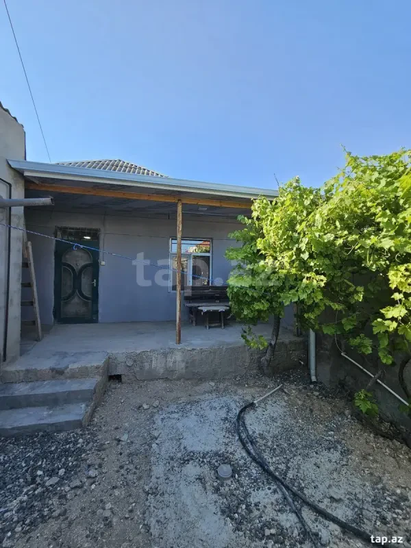 Satılır 3 otaqlı həyət evi 90 m²