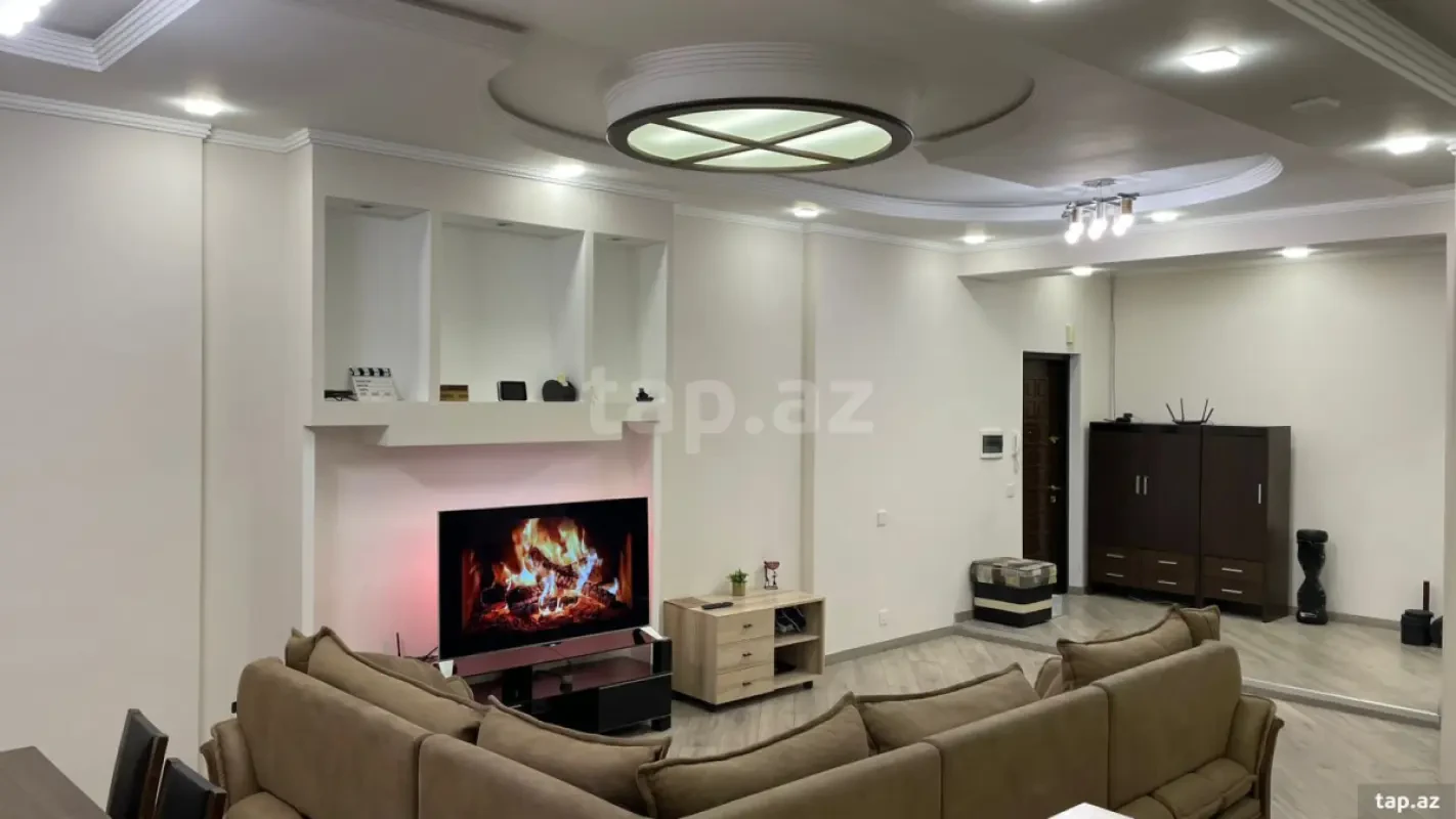 Kirayə verilir 4 otaqlı yeni tikili 100 m²