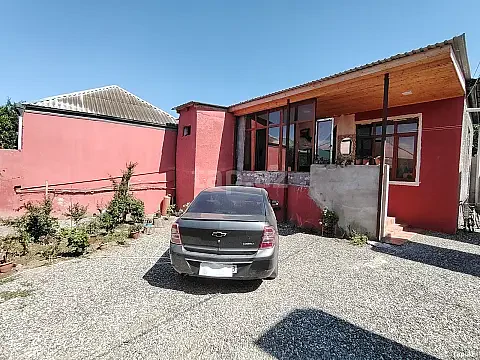 Satılır 1 otaqlı həyət evi 50 m² — Bakı, Binəqədi 1 otaq 50.00 m²