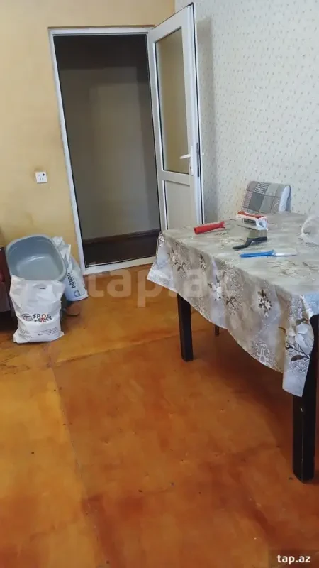 Kirayə verilir 2 otaqlı yeni tikili 50 m²