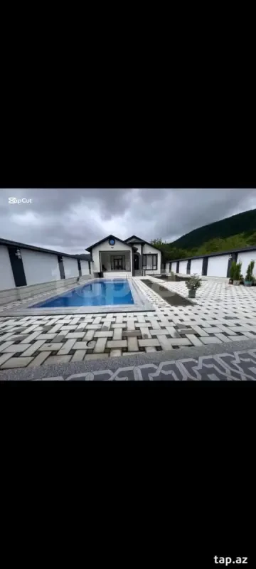 Satılır 5 otaqlı həyət evi 150 m²
