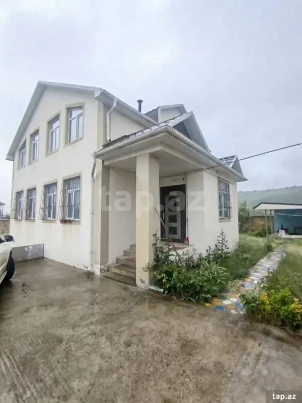 Kirayə verilir 5 otaqlı həyət evi 150 m²