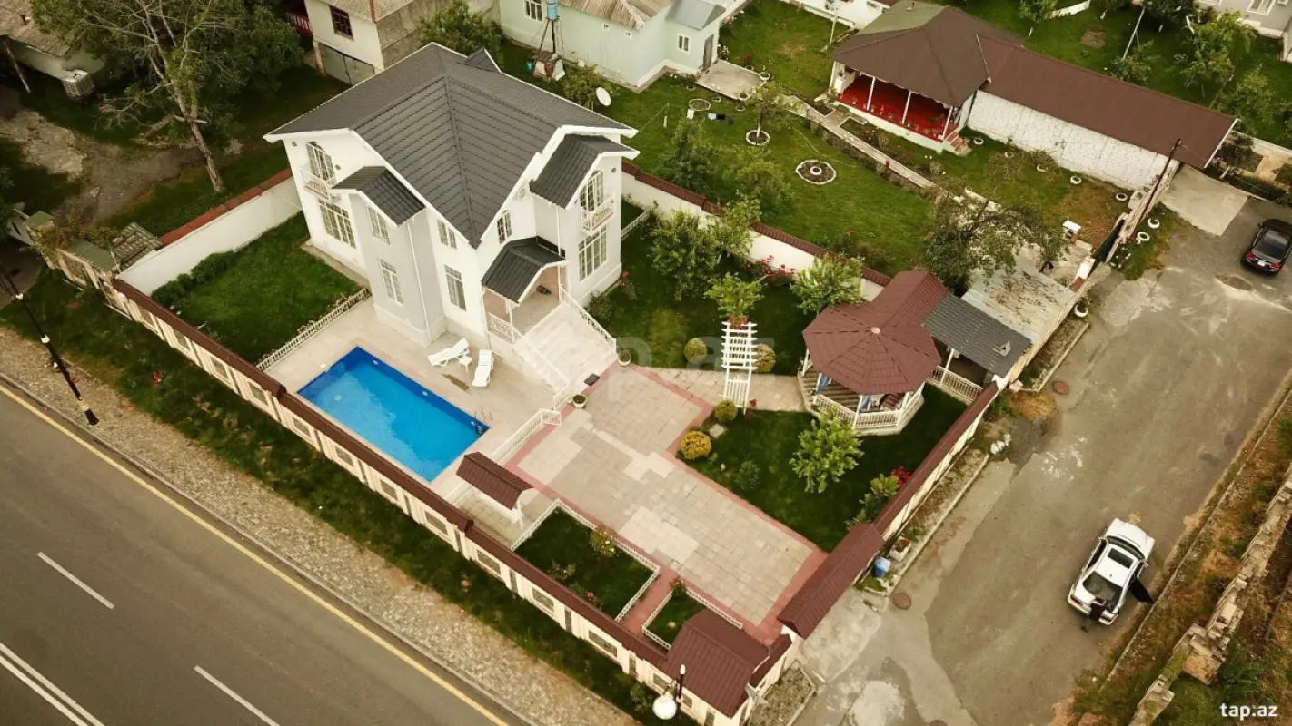 Kirayə verilir 5 otaqlı həyət evi 190 m²