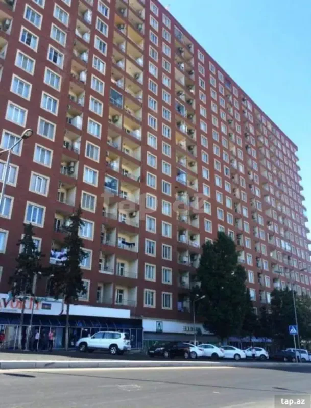 Satılır 3 otaqlı yeni tikili 75 m²