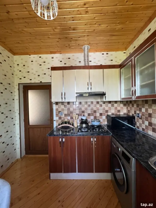Kirayə verilir 2 otaqlı həyət evi 80 m²