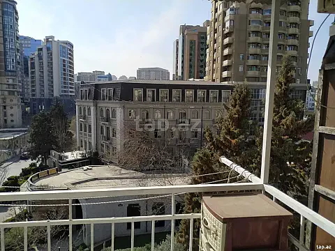 Kirayə verilir 3 otaqlı mənzil 65 m² — Bakı 3 otaq 65.00 m²