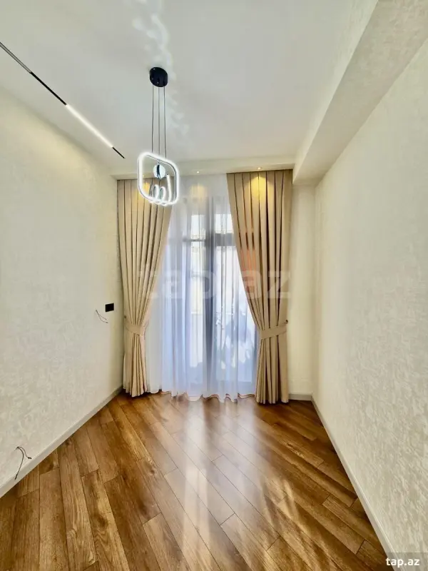 Satılır 3 otaqlı yeni tikili 63 m²