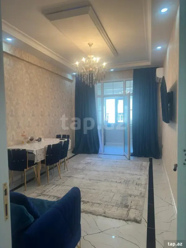 Kirayə verilir 2 otaqlı yeni tikili 70 m²