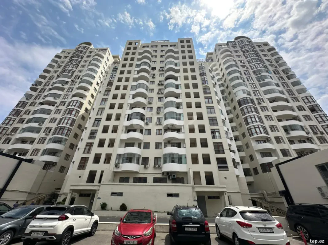 Kirayə verilir 2 otaqlı yeni tikili 90 m²