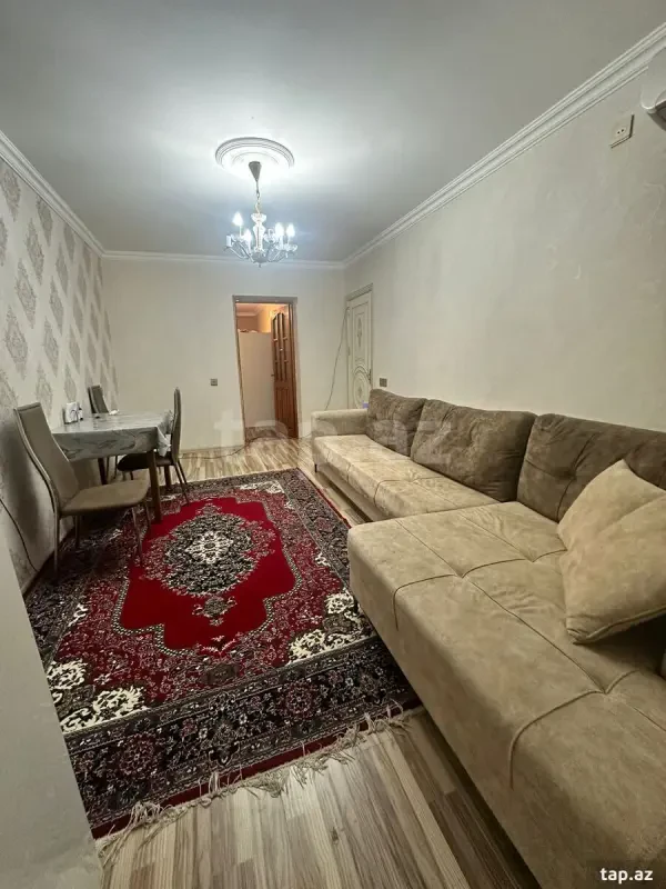 Kirayə verilir 2 otaqlı mənzil 65 m²