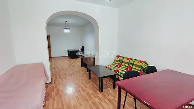 Kirayə verilir 4 otaqlı mənzil 90 m² — Bakı 4 otaq 90.00 m²