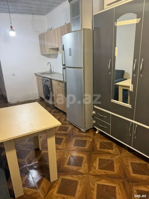 Kirayə verilir 1 otaqlı yeni tikili 21 m²