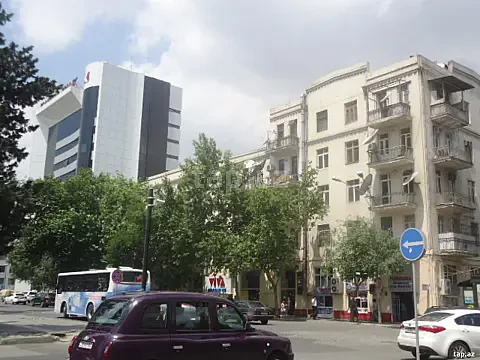 Satılır 2 otaqlı mənzil 68 m² — Bakı 2 otaq 68.00 m²