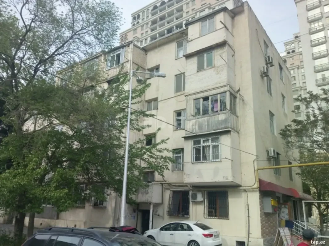 Satılır 2 otaqlı mənzil 50 m²