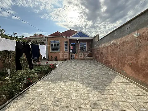 Satılır 4 otaqlı həyət evi 300 m² — Bakı, Binəqədi 4 otaq 300.00 m²