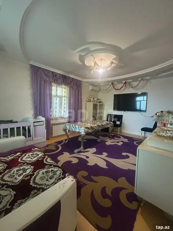 Satılır 3 otaqlı həyət evi 400 m²