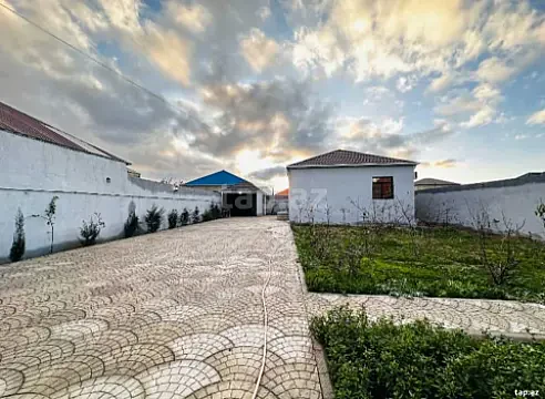 Satılır 3 otaqlı həyət evi 76 m² — Bakı 3 otaq 76.00 m²