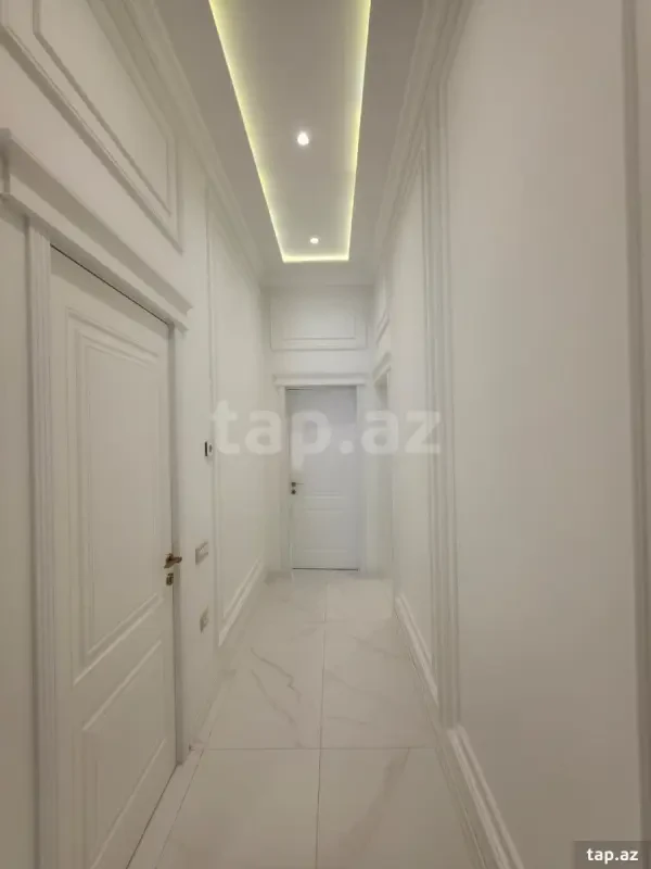 Satılır 4 otaqlı yeni tikili 167 m²
