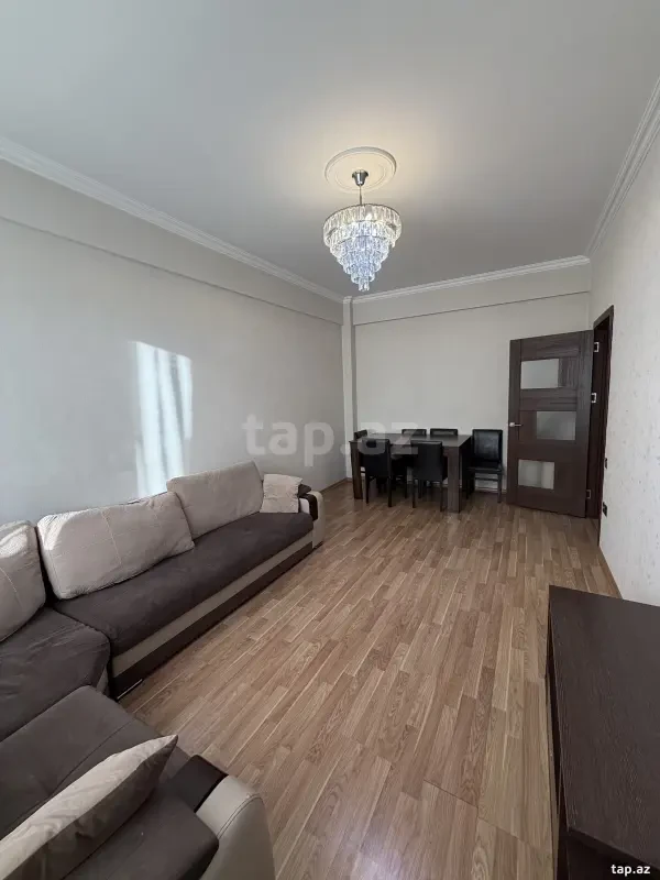 Kirayə verilir 2 otaqlı mənzil 65 m²