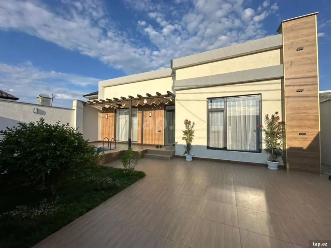Satılır 4 otaqlı həyət evi 160 m²