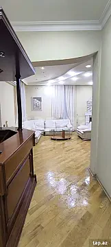 Kirayə verilir 3 otaqlı mənzil 100 m² — Bakı 3 otaq 100.00 m²