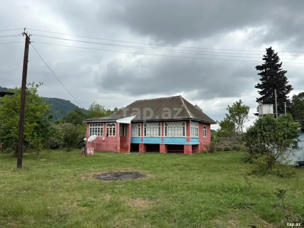 Satılır 3 otaqlı həyət evi 109 m²