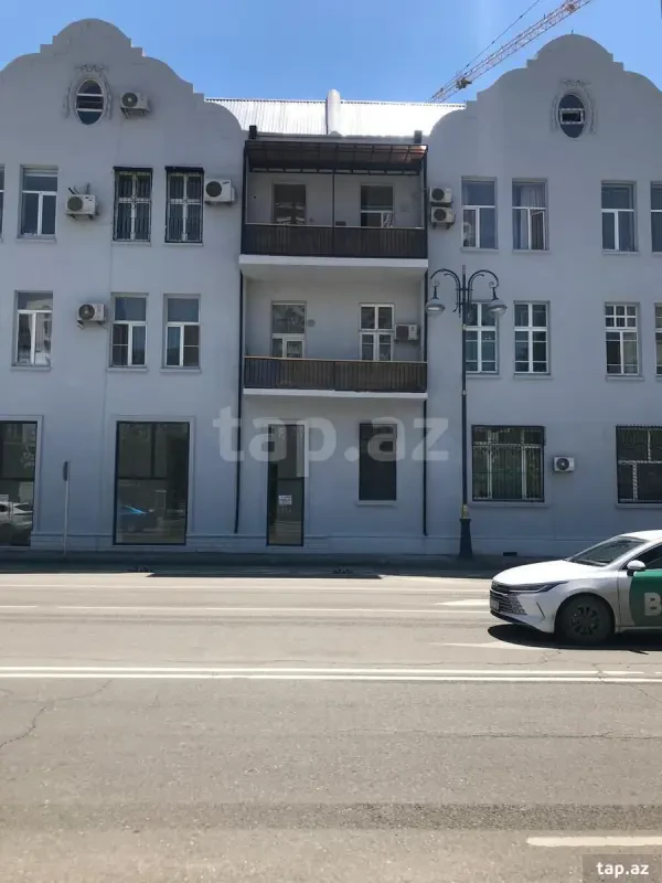 Satılır 3 otaqlı mənzil 81 m²