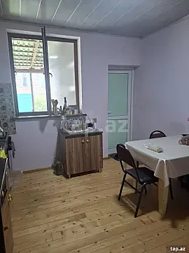 Satılır 3 otaqlı həyət evi 60 m² — Şəki 3 otaq 60.00 m²