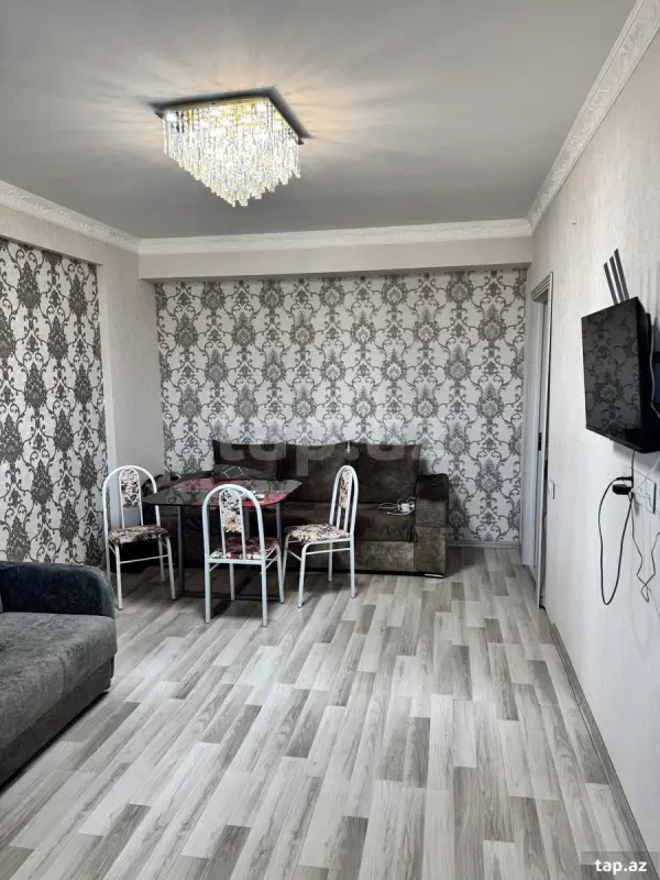 Kirayə verilir 2 otaqlı yeni tikili 70 m²