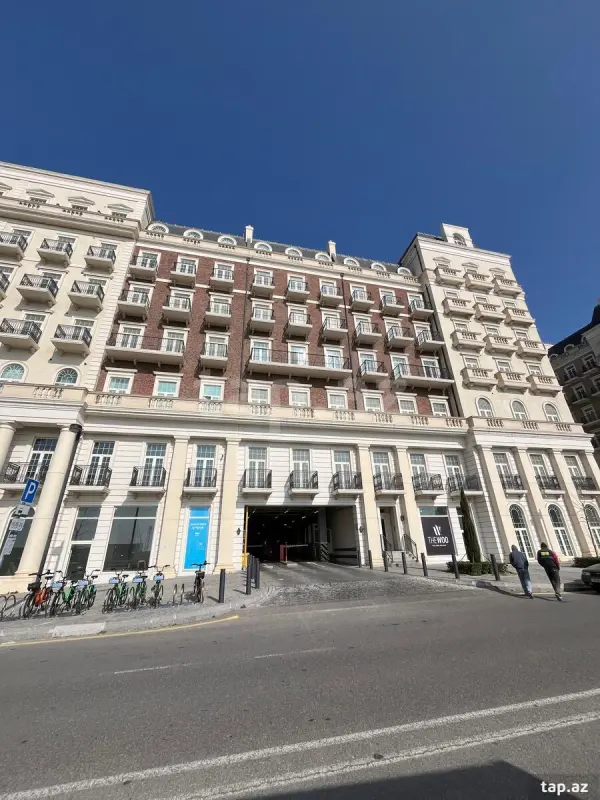 Satılır 3 otaqlı yeni tikili 94.5 m²