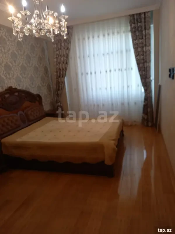 Kirayə verilir 3 otaqlı yeni tikili 90 m²
