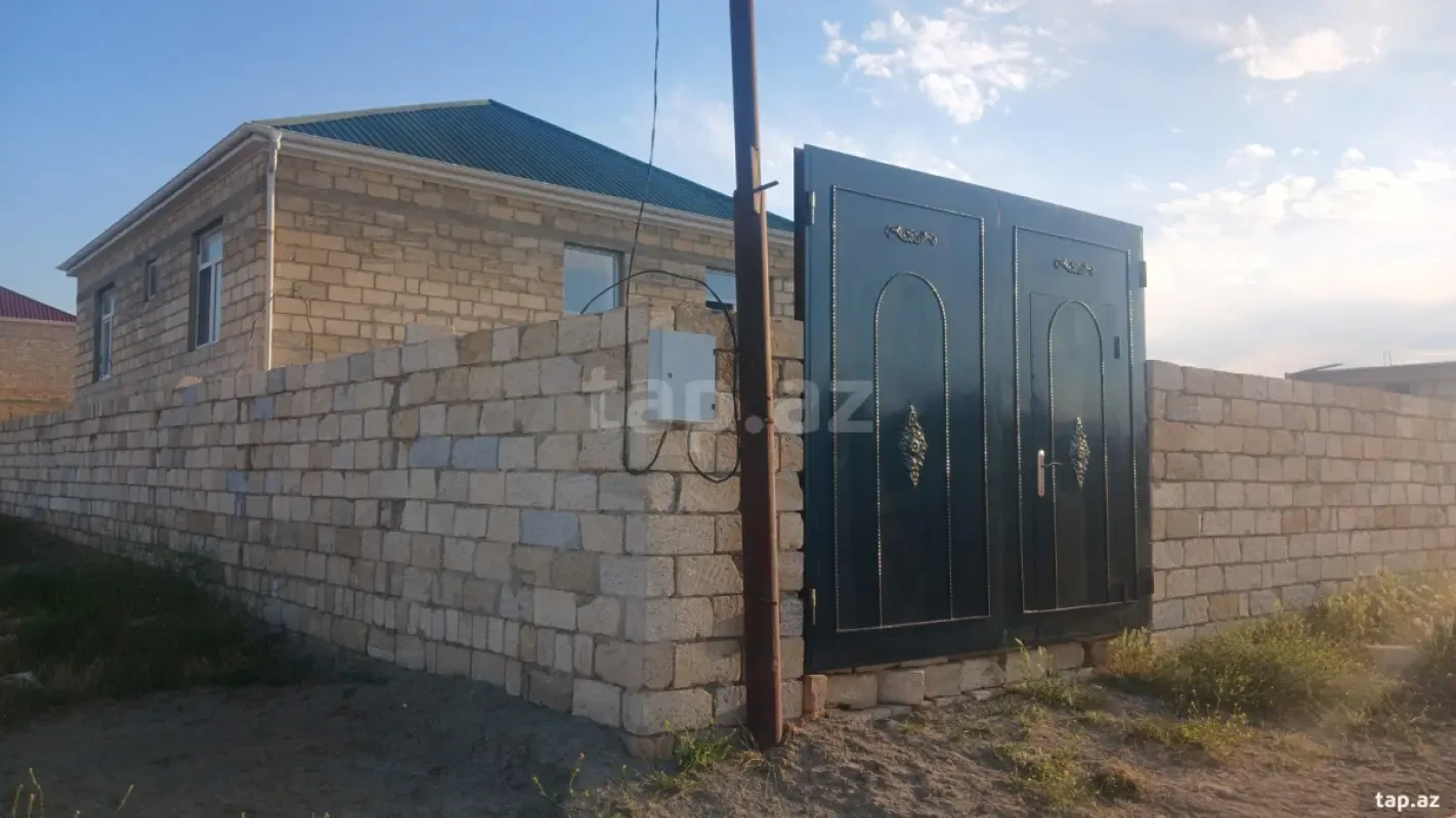 Satılır 3 otaqlı həyət evi 90 m²