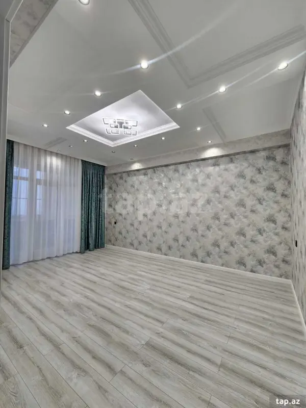 Satılır 3 otaqlı yeni tikili 95 m²
