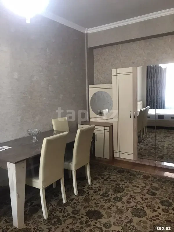 Kirayə verilir 1 otaqlı yeni tikili 40 m²