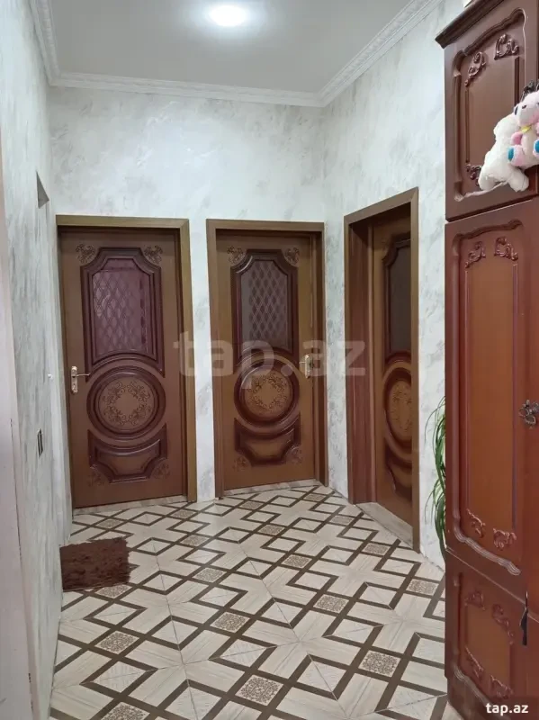 Satılır 3 otaqlı həyət evi 200 m²