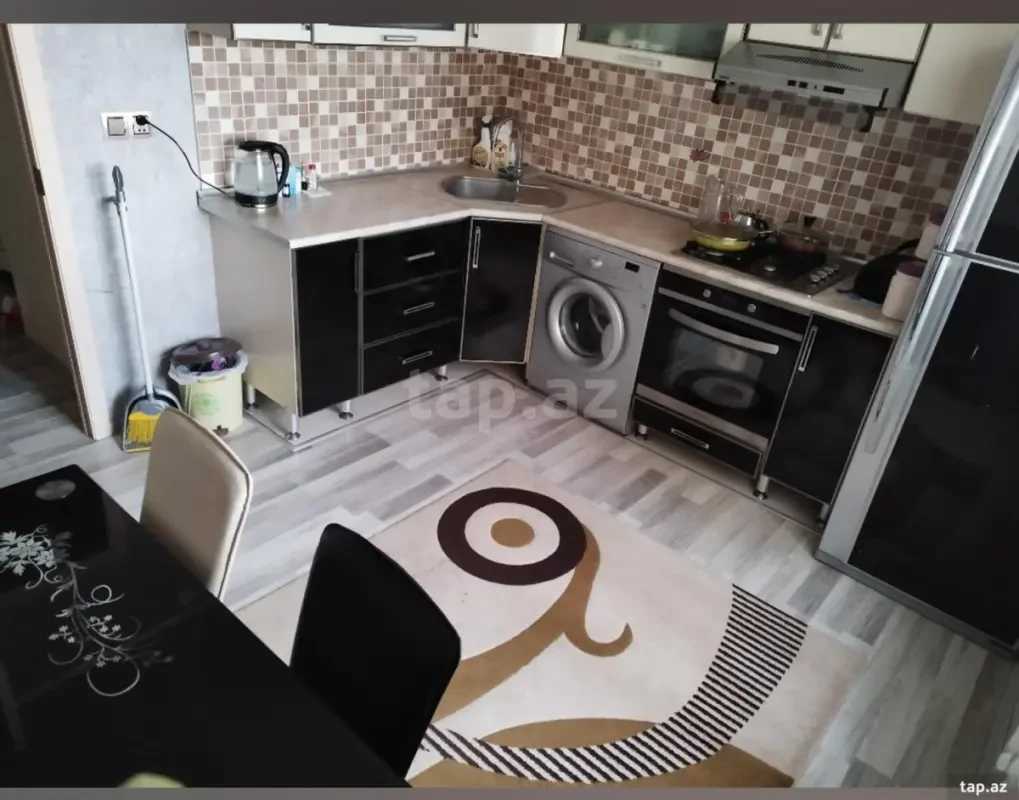 Satılır 3 otaqlı mənzil 82 m²