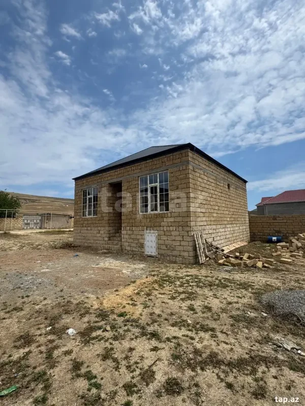 Satılır 3 otaqlı həyət evi 90 m²
