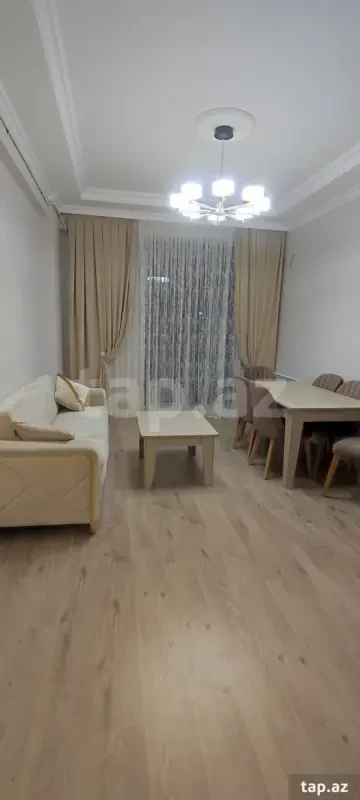 Kirayə verilir 2 otaqlı yeni tikili 75 m²