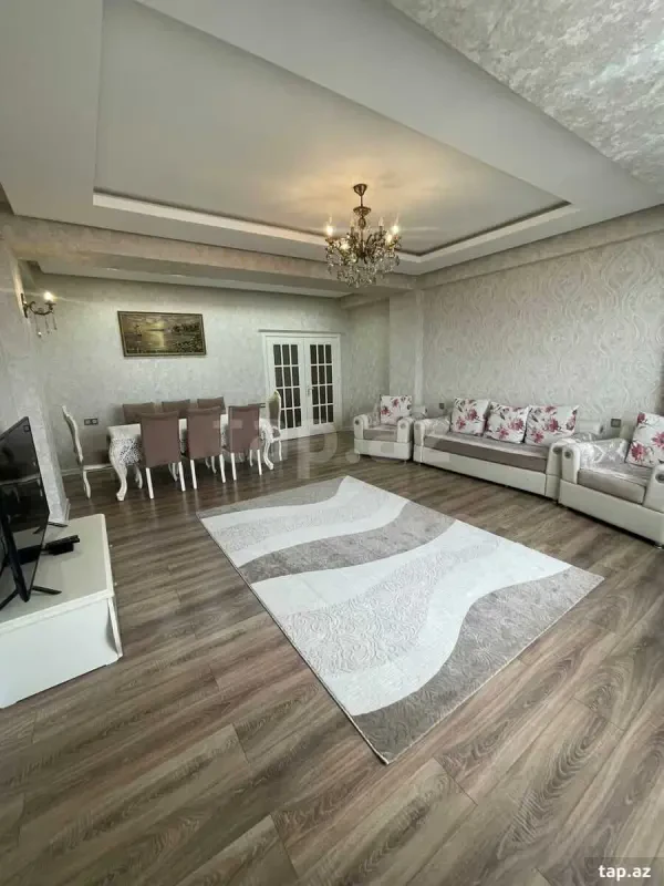 Satılır 3 otaqlı yeni tikili 134 m²
