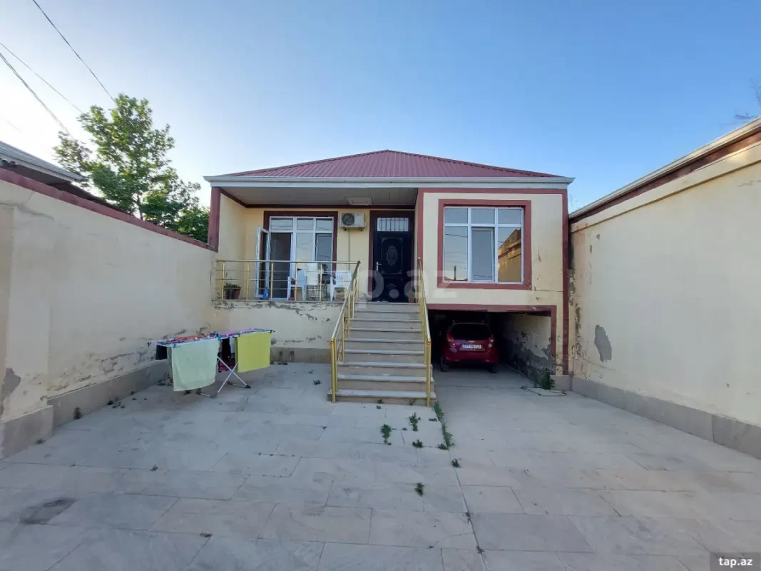 Satılır 3 otaqlı həyət evi 22 m²