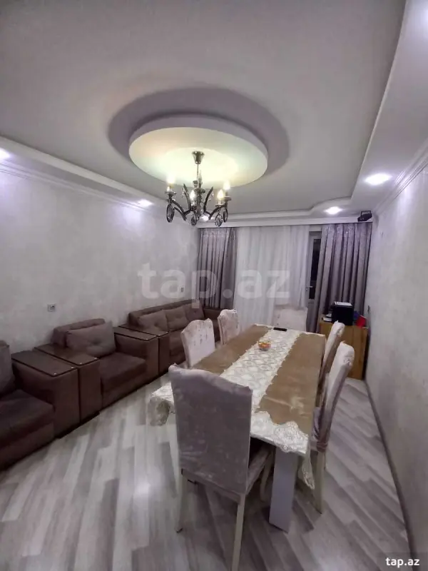 Satılır 4 otaqlı mənzil 85 m²