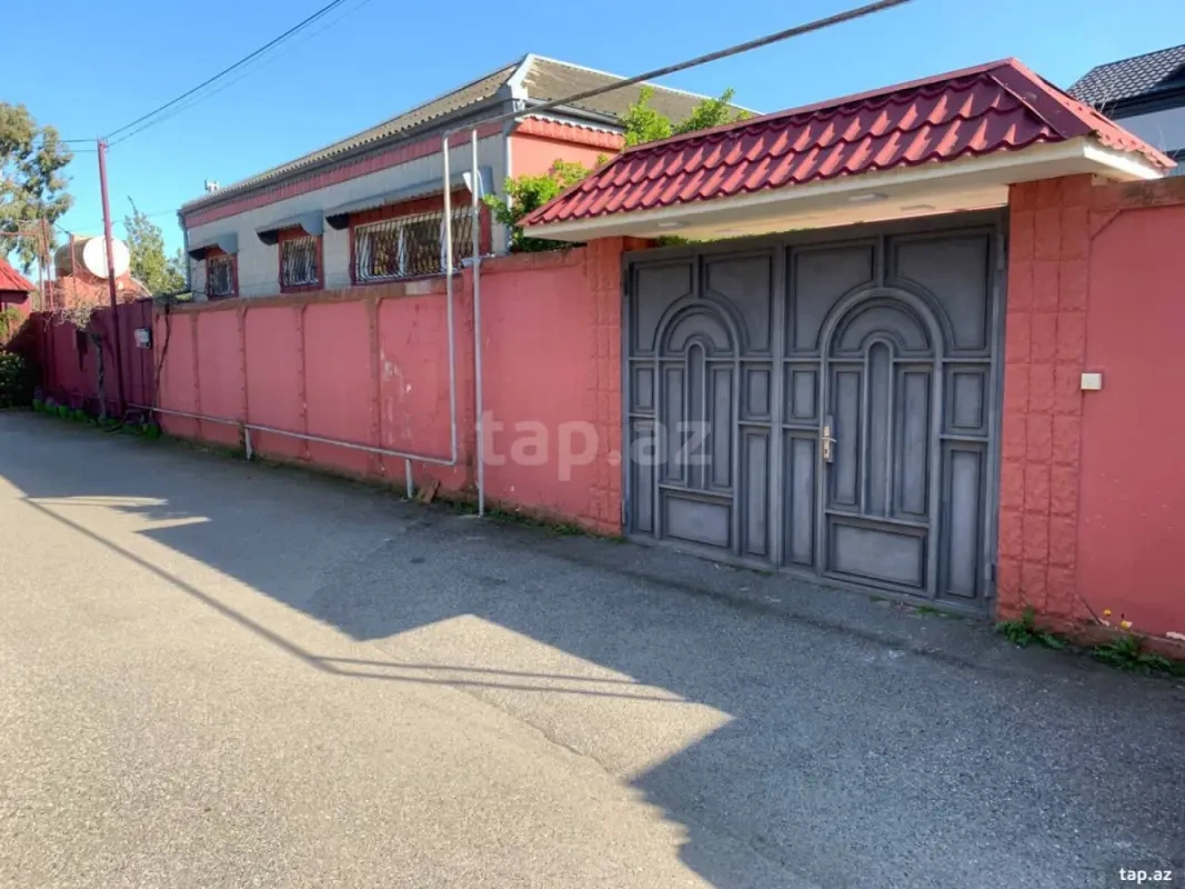 Satılır 7 otaqlı həyət evi 260 m²