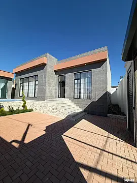 Satılır 4 otaqlı həyət evi 180 m² — Bakı, Mərdəkan 4 otaq 180.00 m²