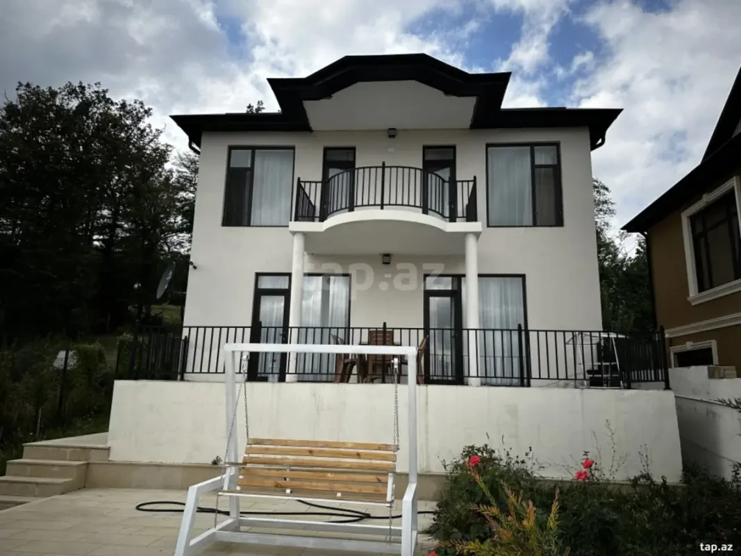 Kirayə verilir 6 otaqlı həyət evi 150 m²